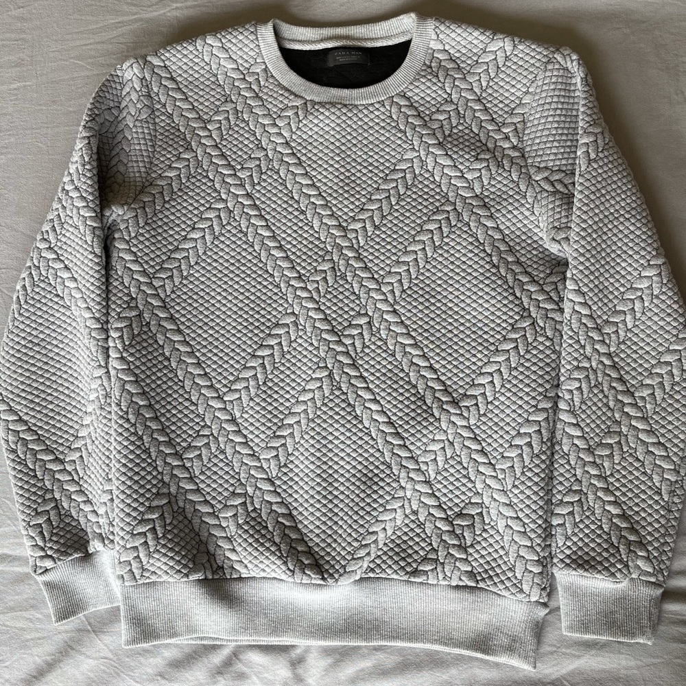 Zara Quilted Patterned Sweater